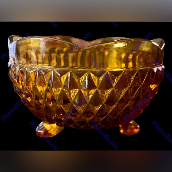 Vintage Amber Indiana Glass 3 Footed Candy Bowl Diamond Point Pattern 5" x 3" - Picture 1 of 5